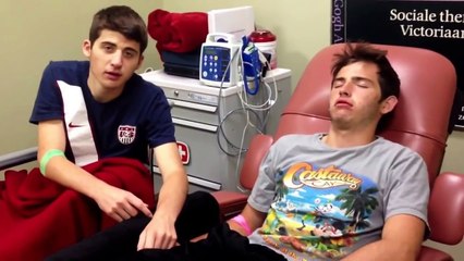 Funny reaction:Two brothers after getting their wisdom teeth out