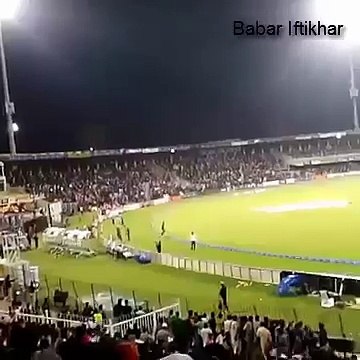 falak shabir LIVE Performance at Gaddafi Stadium in PAKISTAN vs ZIMBABWE Odi Match (26 May 2015)