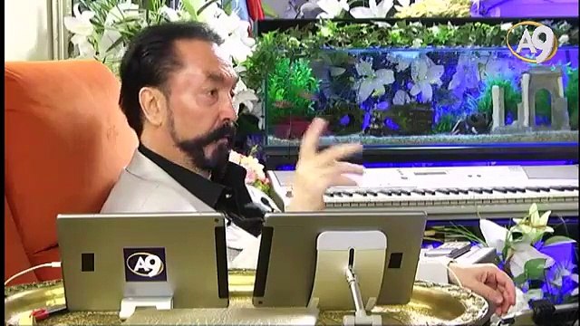 İnsanın içindeki ben i görmesi ve bilmesi önemlidir. O zaman dıştaki hakikatleri anlayabilir.