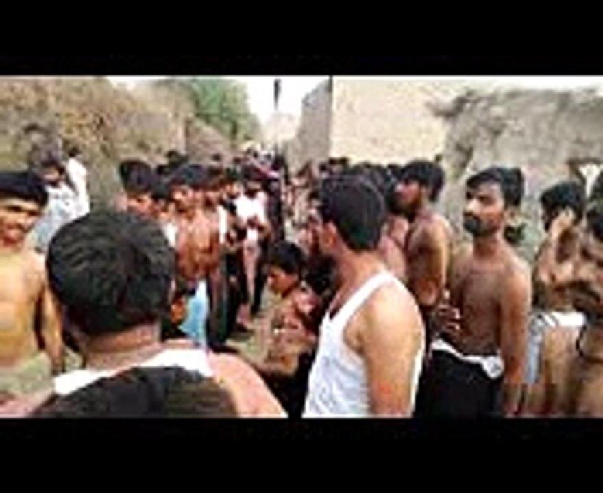 Teda Seena Nahi Lubda Baba Main Rulgai han (9th Muhrumm 2015-16, By Anjuman-e-Aliwaris at Dari Jakhari)