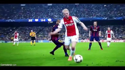 Lionel Messi ● Nutmeg Skills Show ● 2015 2016 HD