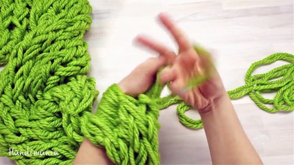 This Is Probably The Easiest Way In Which You Can Knit A Round Scarf