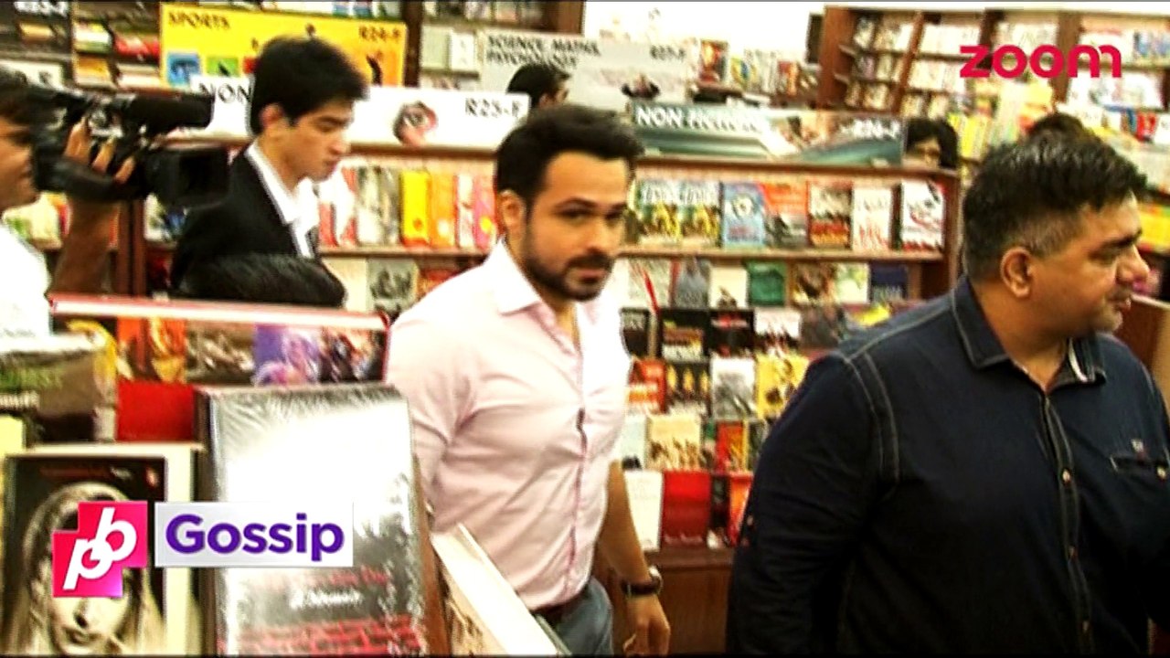 Sushant Singh Rajput to AVOID ON SCREEN kissing for girlfriend Ankita Lokhande - Bollywood Gossip