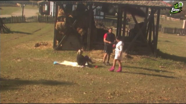 Farma 6 ~ Kristijana muvala Tamara u wc-u :D