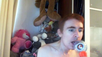 Wiwi égratigne "la danse de l'homme saoul" de S-Crew