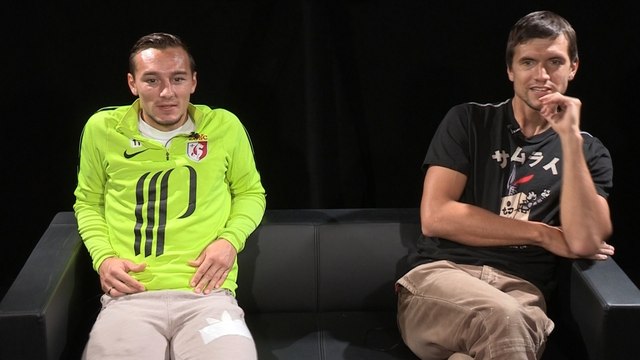 Le BOX : Pas de câlin pour les copains