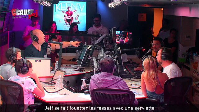 Jeff se fait fouetter les fesses avec une serviette - C’Cauet sur NRJ