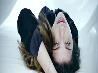 Ariana And the Rose In Your Bed - [WapClubs.iN]