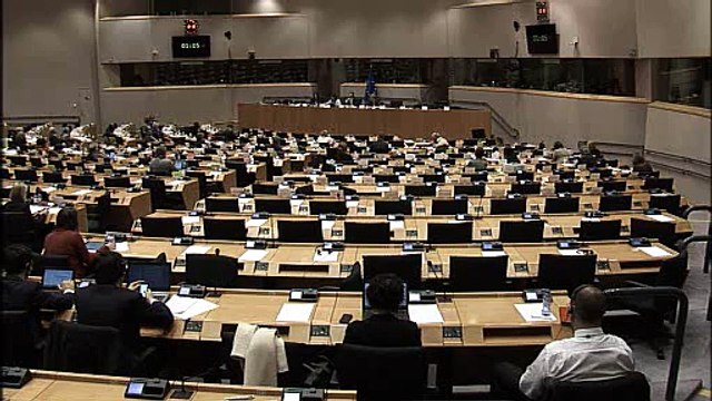 Michèke Rivasi: Est-ce que vous vous engagez à créer un registre des nanoparticules présentes dans les médicaments?