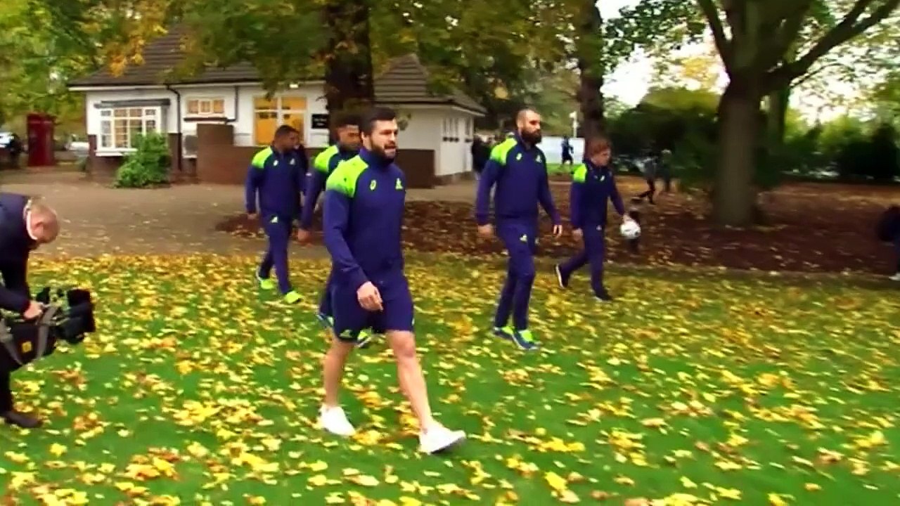 Sydney's Opera House turns green and gold for World Cup