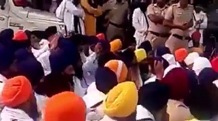 Baba Dhadrianwale Leads Morcha