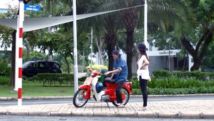 Gặp Chuyện Khó - Có -Thần Tài- Hoài Linh 1