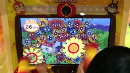 新しくなったアンパンマンのゲームセンター　ピコピコアンパンマンごう Japanese Game Center Fun: New Anpanman Games!