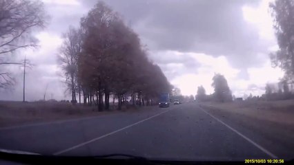 Arrêtez la voiture, je n'ai plus de freins.