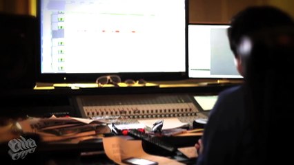 Anh Là Ai - Đan Nguyên (tác giả Việt Khang)