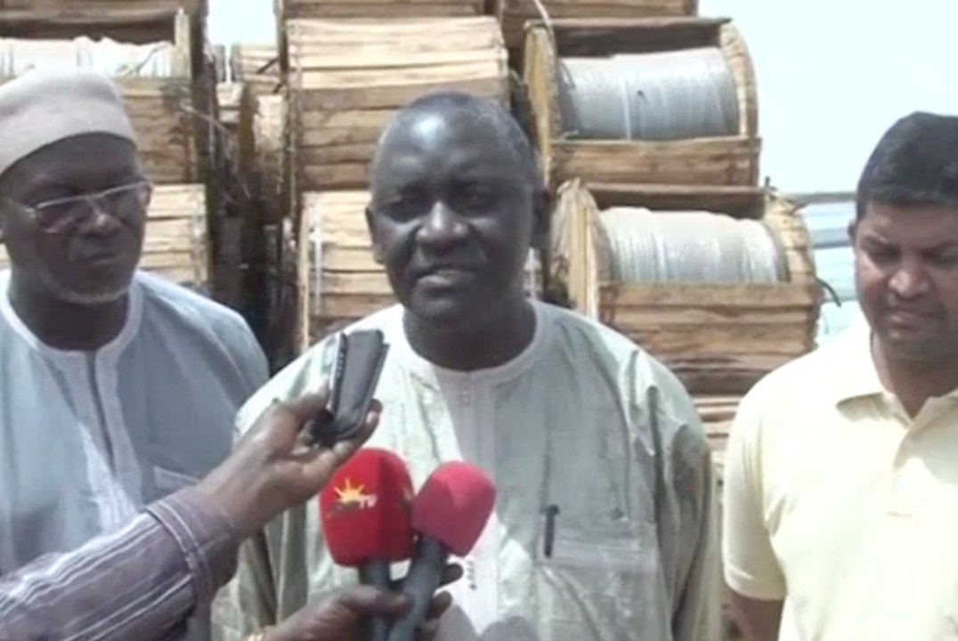 Reportage : l'ASER assure l'électrification rurale de 275 villages, visite des chantiers par le DG Antou Gueye Samba