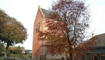 Menterwolde Gewoon wil geld besparen door klokken uit kerktorens te halen - RTV Noord
