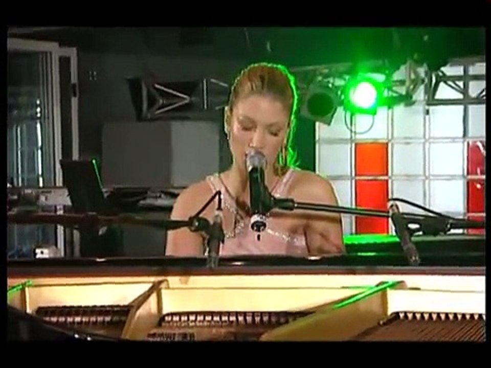 Delta Goodrem - Not Me, Not I (Live @ Channel V)