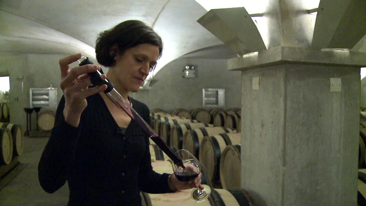 Une femme maître de chai, du jamais-vu aux Hospices de Beaune