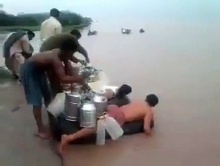 کچھ لوگ سفر یوں بھی کرتے ہیں