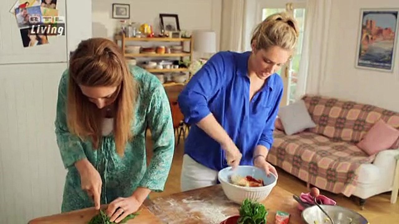 + Selbstgemachte Gnocchi Tricolore mit Nuß-Soße