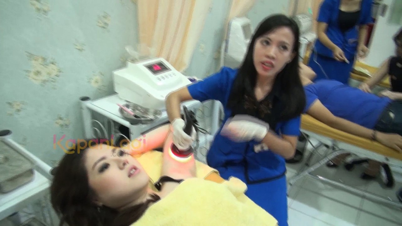 Ingin Tetap Langsing, Tina Toon Lakukan Cara Ini