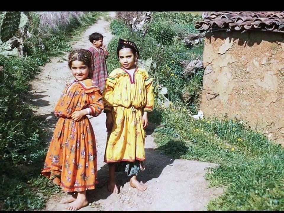 MATOUB - Afalku bezrou leghriv "Photos rares et émouvantes de la kabylie"