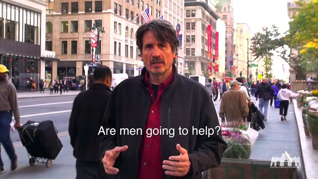 La réaction de ces hommes face à cette femme va vous surprendre