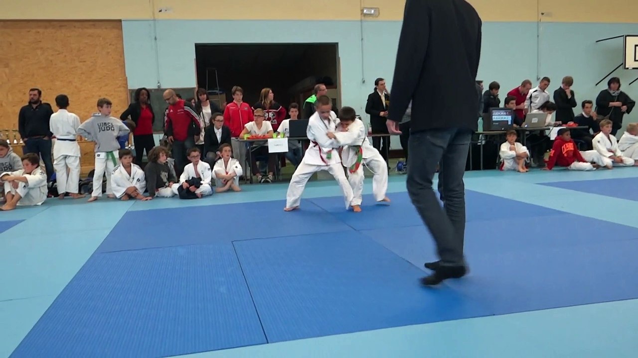 Alexis au Tournoi Régional Benjamin de Chateauponsac - Octobre 2015 Poules