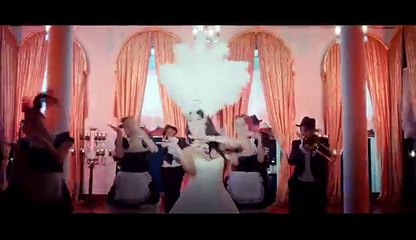 Volga Tamöz Ft. Hande Yener - Sebastian