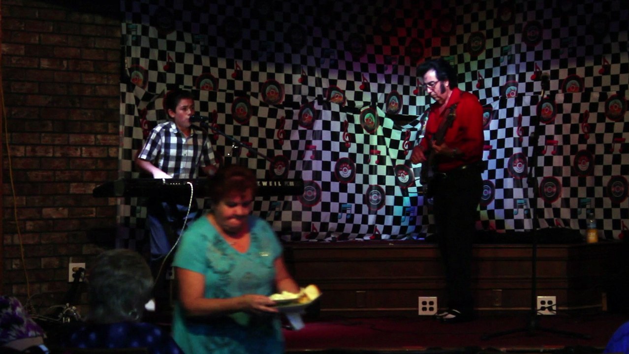 Rockin' Raffi Arto sings 'What Now What Next Where To' Elvis Week 2015