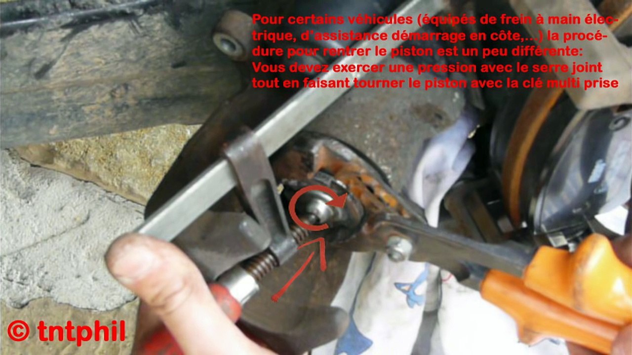 Tutoriel 407 #02 Remplacement des plaquettes de freins avant