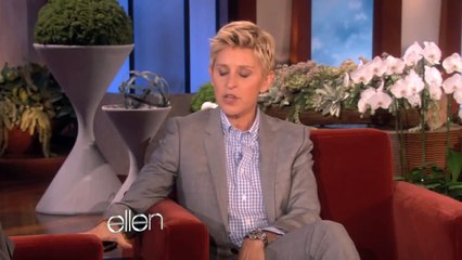 Robin Williams Siri Impression!