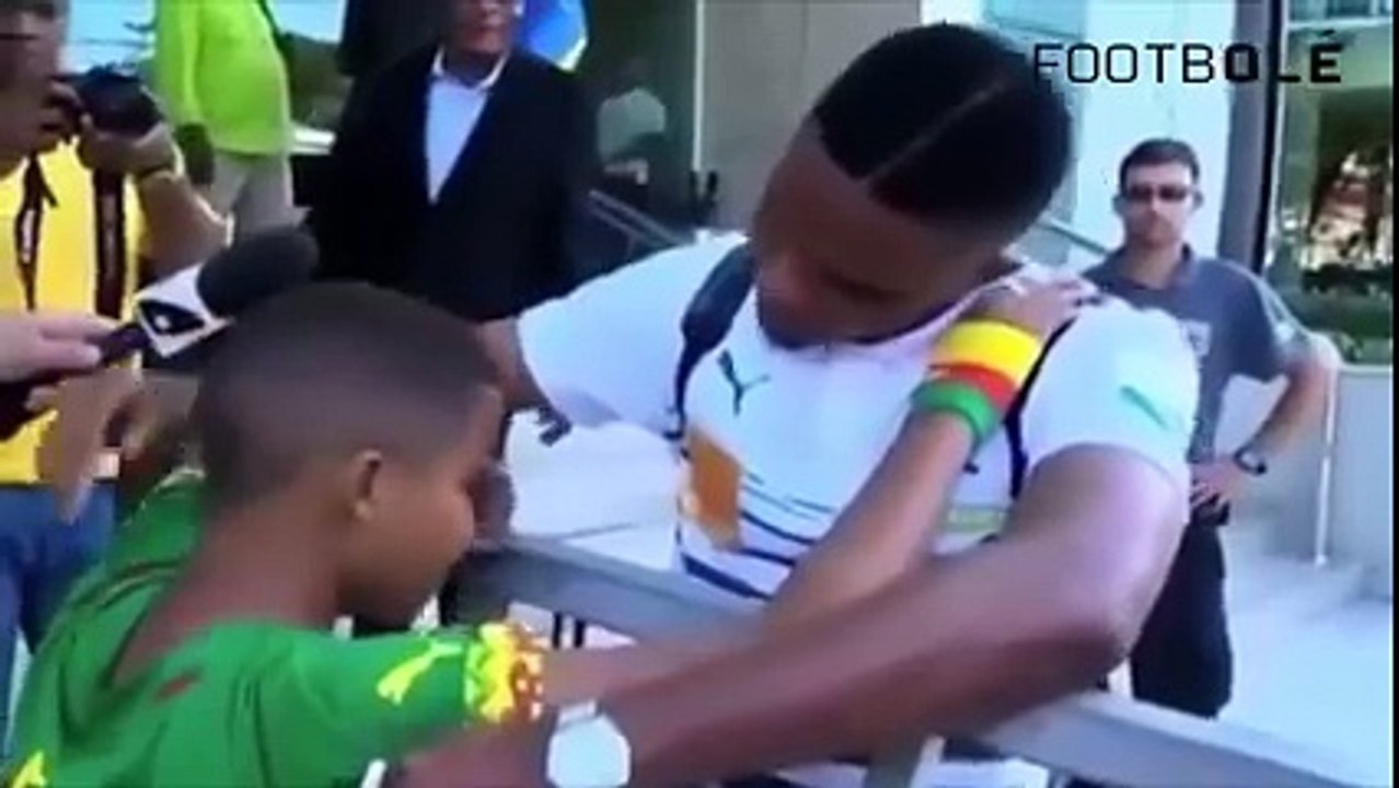 Attention, si le foot est une passion pour toi, il n'est pas impossible que tu lâches une petite larme...