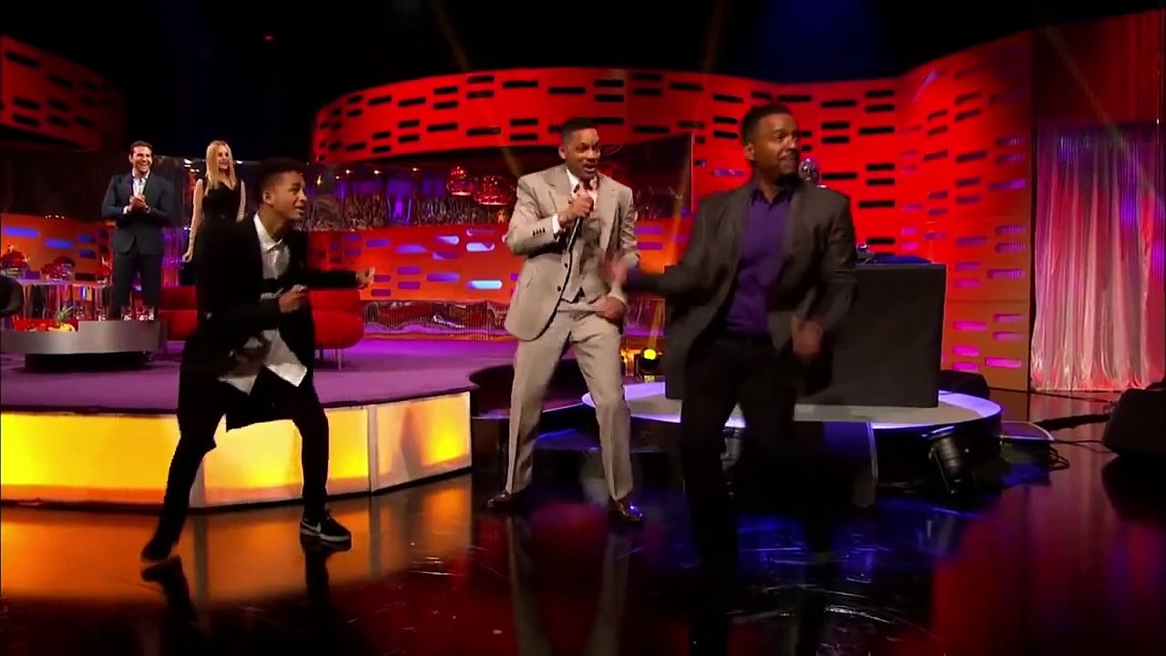 Sexiest Moments On The Couch - Valentines Day