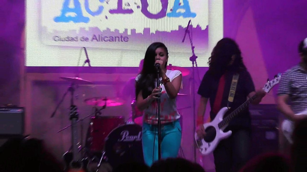 I Kissed A Girl / Katy Perry / Kamy Bongz / Cover