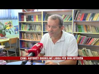 ÇUNI: AUTORËT DHUROJNË LIBRA PËR BIBLIOTEKËN