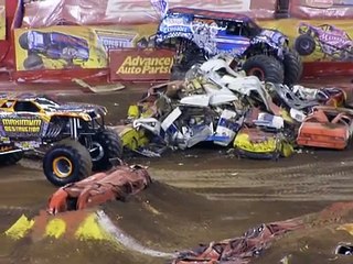 06/16/2012 NJ Monster Jam Double Max D Double Backflip Attempt & Fail