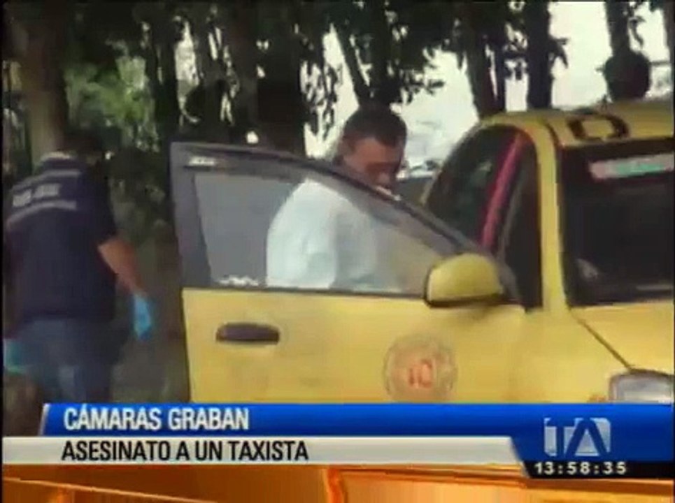 Cámaras de seguridad graban asalto y asesinato a un taxista en Santo Domingo