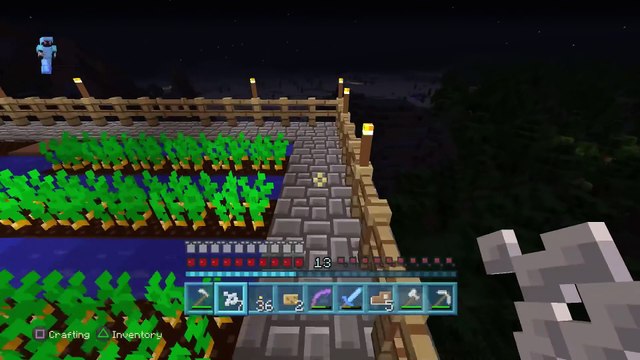 Minecraft PS4 Top 3 MUST HAVE FEATURES -INCREASED MULTIPLAYER & CUSTOM SKINS Playstation 4 Update