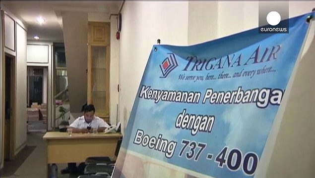 Precipita sulle montagne di Papua un aereo indonesiano di linea con 54 persone a bordo