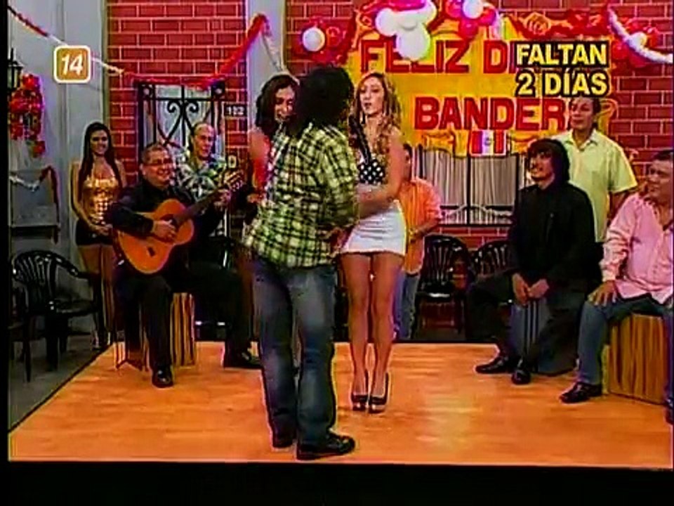 El Especial del Humor 09-06-12 - Día de la Bandera con El Negro máma