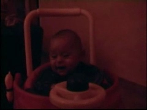 Premier pas en trotteur