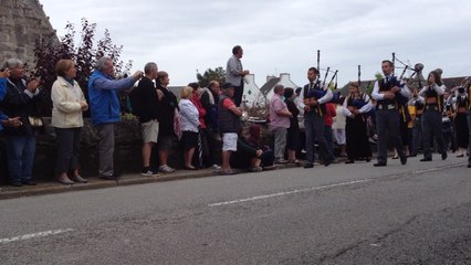 Le défilé des nations au Mondial'Folk