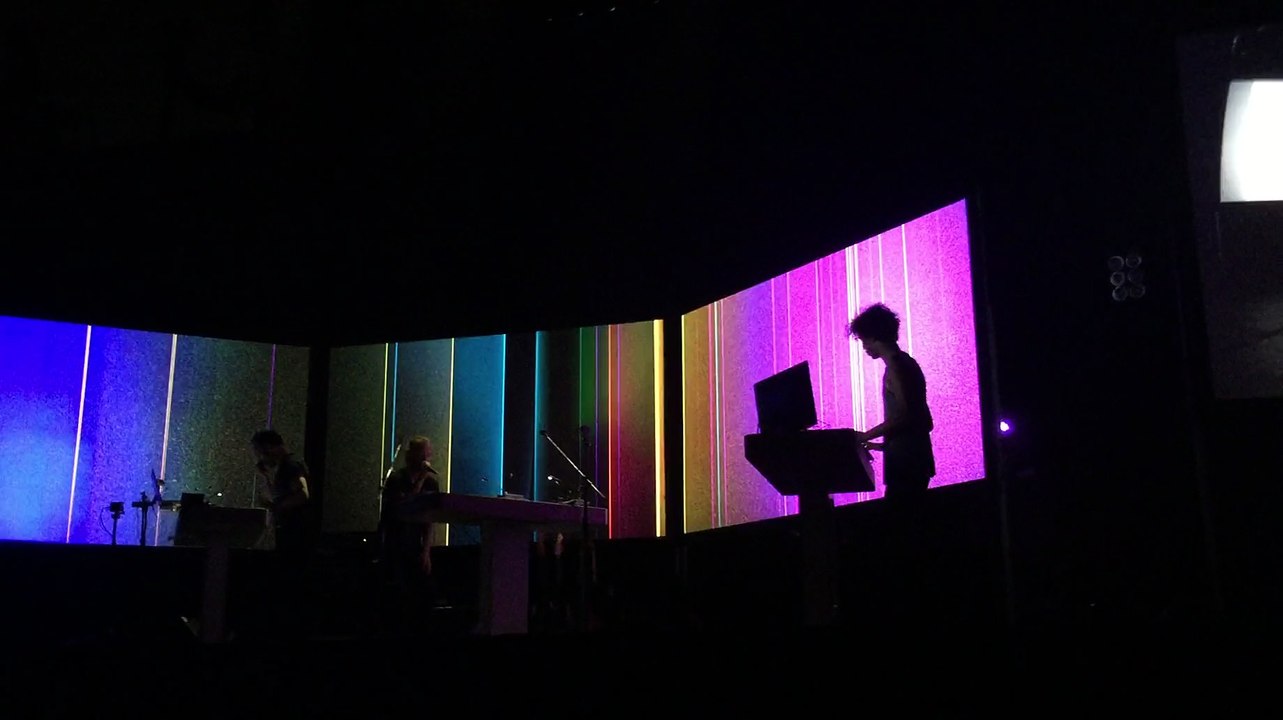 The Clock (clip) - Thom Yorke TMB at HOSTESS CLUB ALL-NIGHTER 15/08/2015