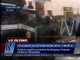 Canal N - 040713 - Violento enfrentamiento cerca al Congreso por Ley Universitaria