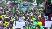 Brasileños exigen la salida de Dilma Rousseff