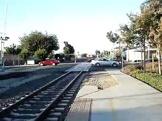 Union Pacific train at Fremont,CA with AWESOME AIR HORN!!!