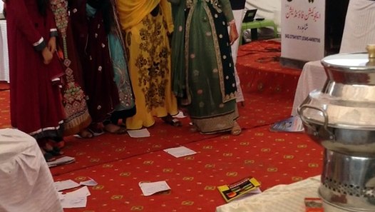 Muslim Girls Hidden Cam - video dailymotion