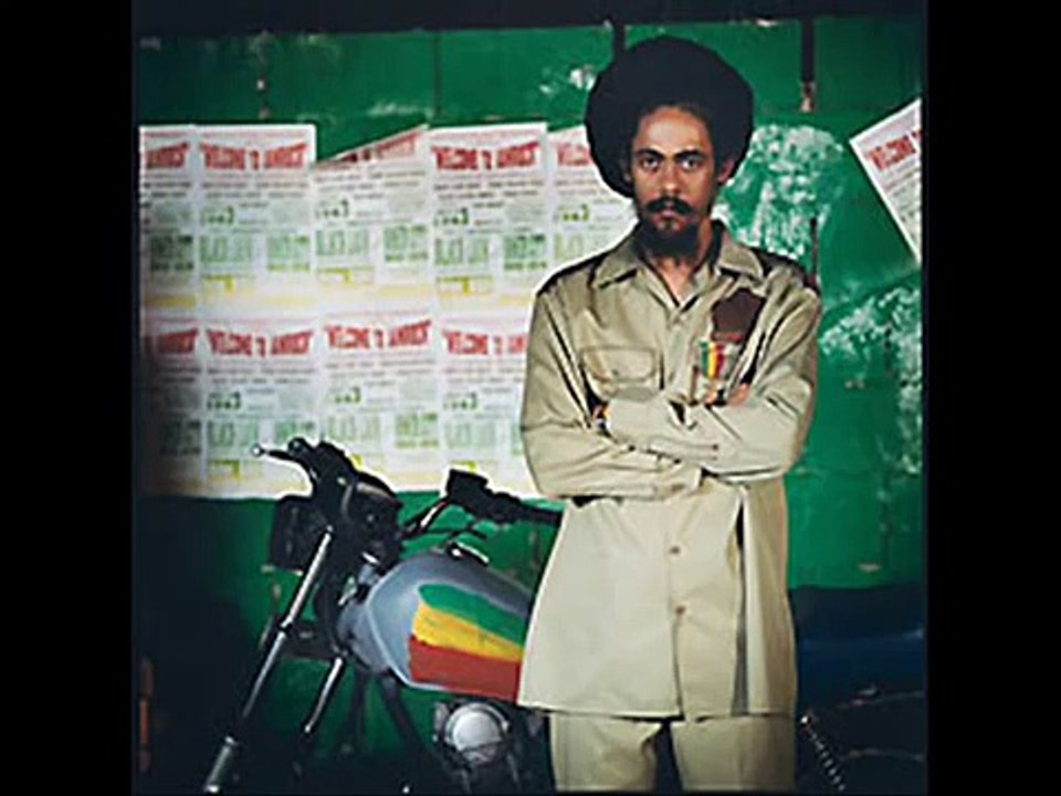 Get a Light- Snoop Dogg feat. Damian Marley